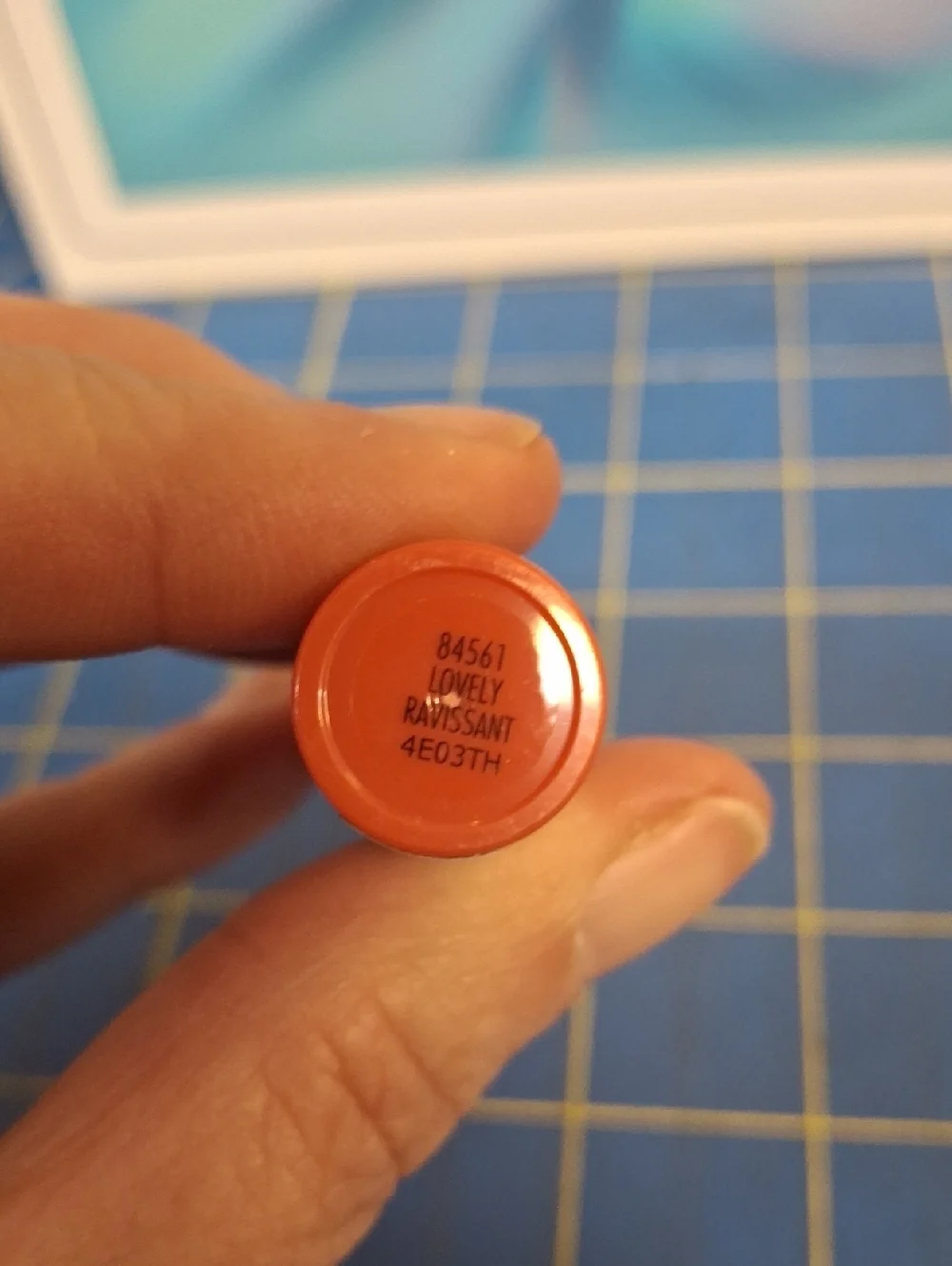 e.l.f. Hydrating Core Lip Shine - 84561 Lively Ravissant New Sealed